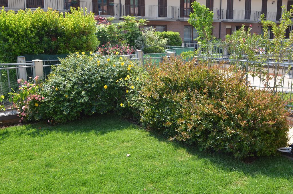 Appartamenti Corte Dei Cipressi Roe Exteriör bild