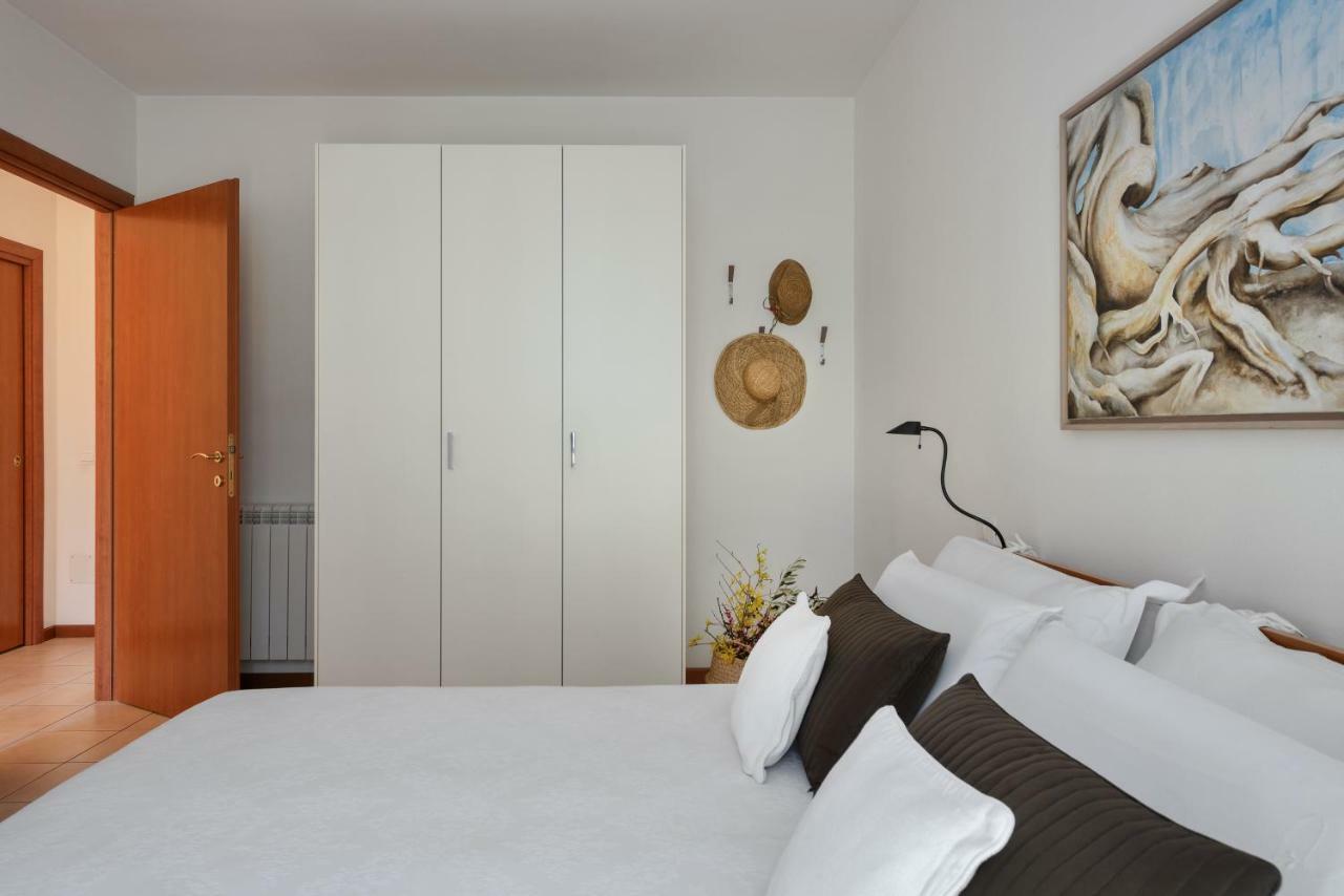 Appartamenti Corte Dei Cipressi Roe Exteriör bild
