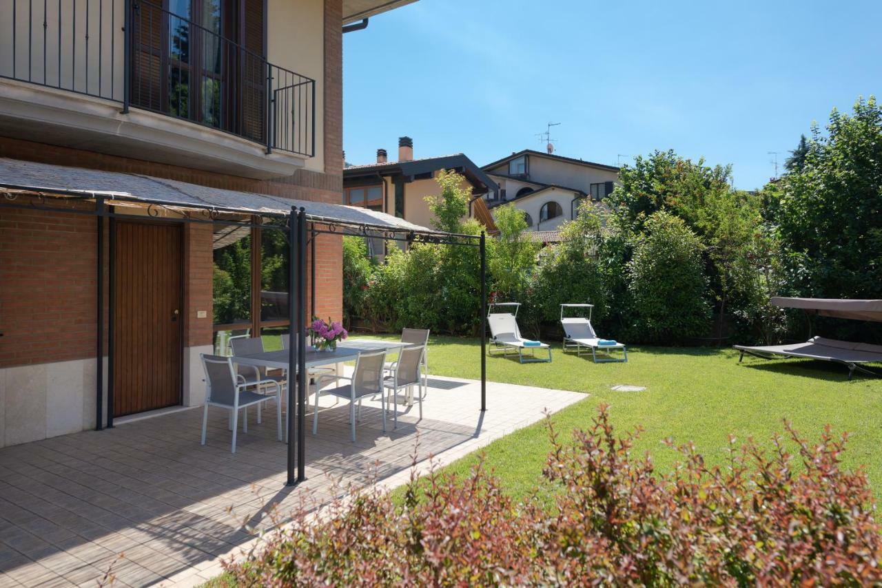 Appartamenti Corte Dei Cipressi Roe Exteriör bild